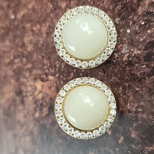 Elegant Cream Stud Earrings